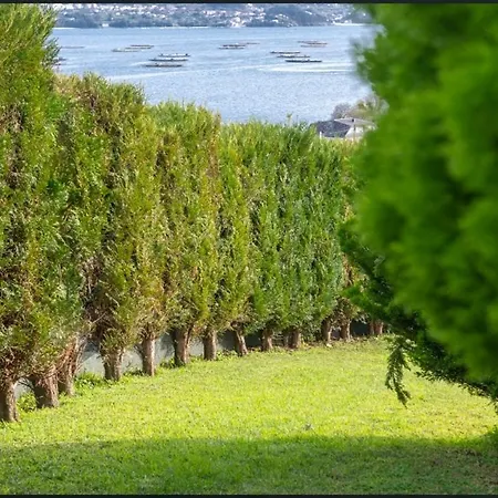 Casa Con Vistas En Rias Baixas * Poio