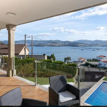 Casa Con Vistas En Rias Baixas Hébergement de vacances *